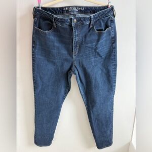 American Eagle Super Hi-Rise Jegging (Women's 16 Short)